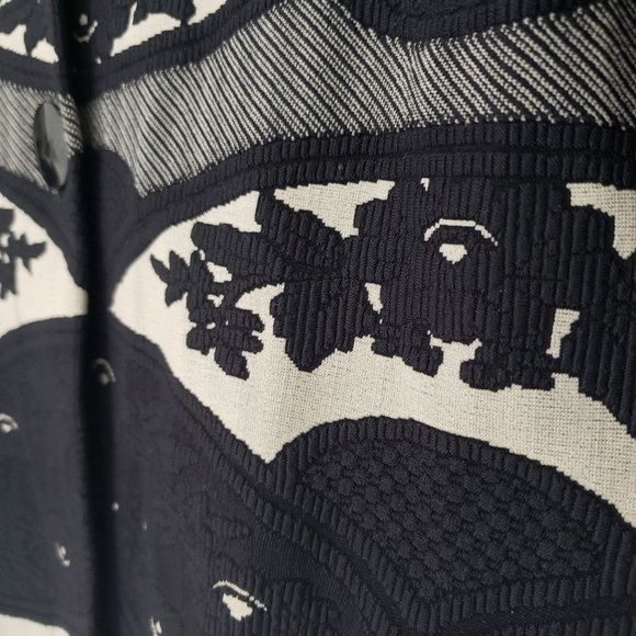 ANDRIA LIEU Patterned Black Jacket/Blazer - Picture 8 of 9